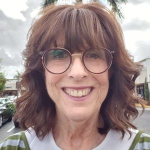 Meet your Posher, Beverly